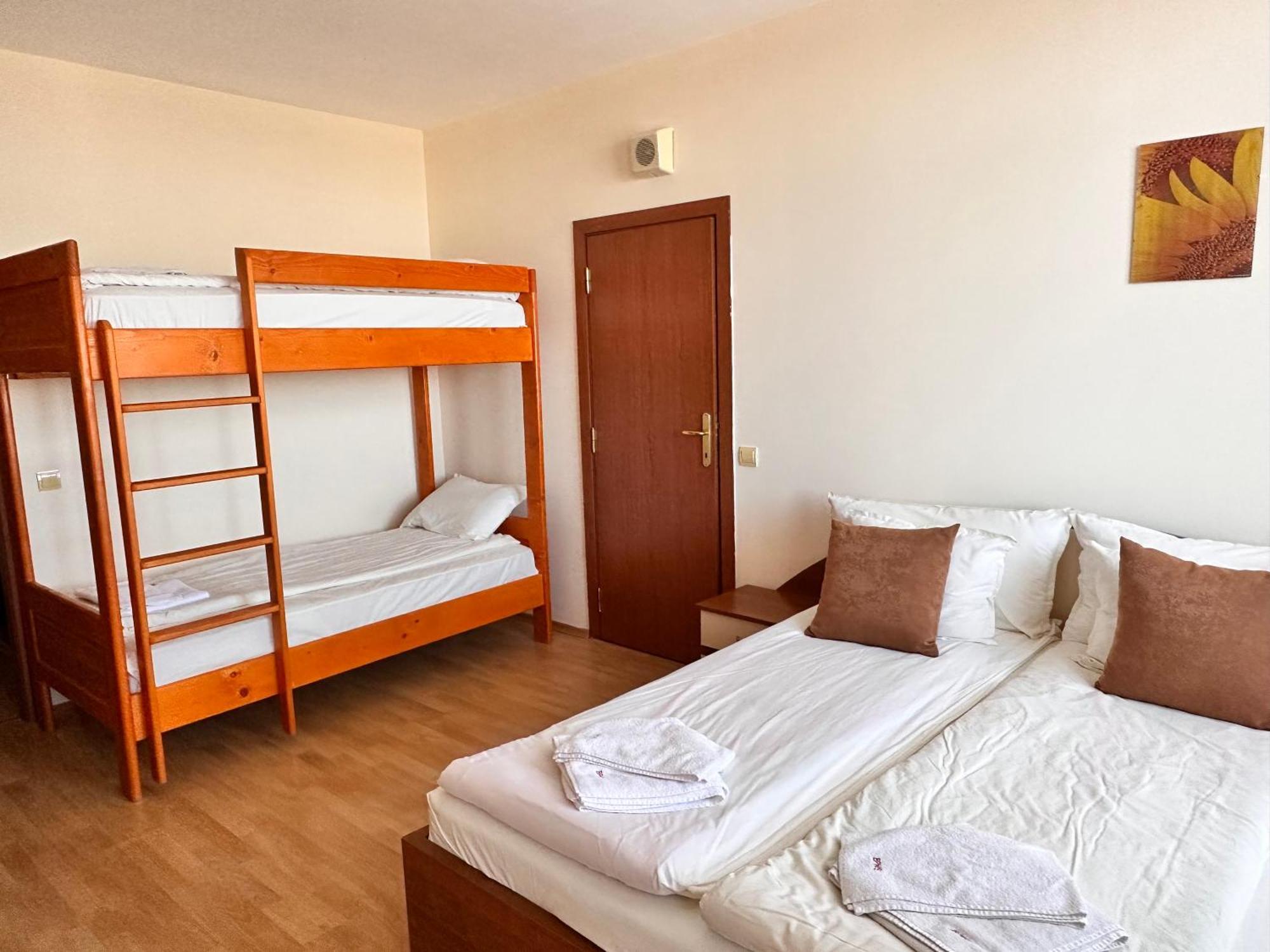 Large Size Apartment Sleep 6 In Flora Main Building Μπόροβετς Εξωτερικό φωτογραφία