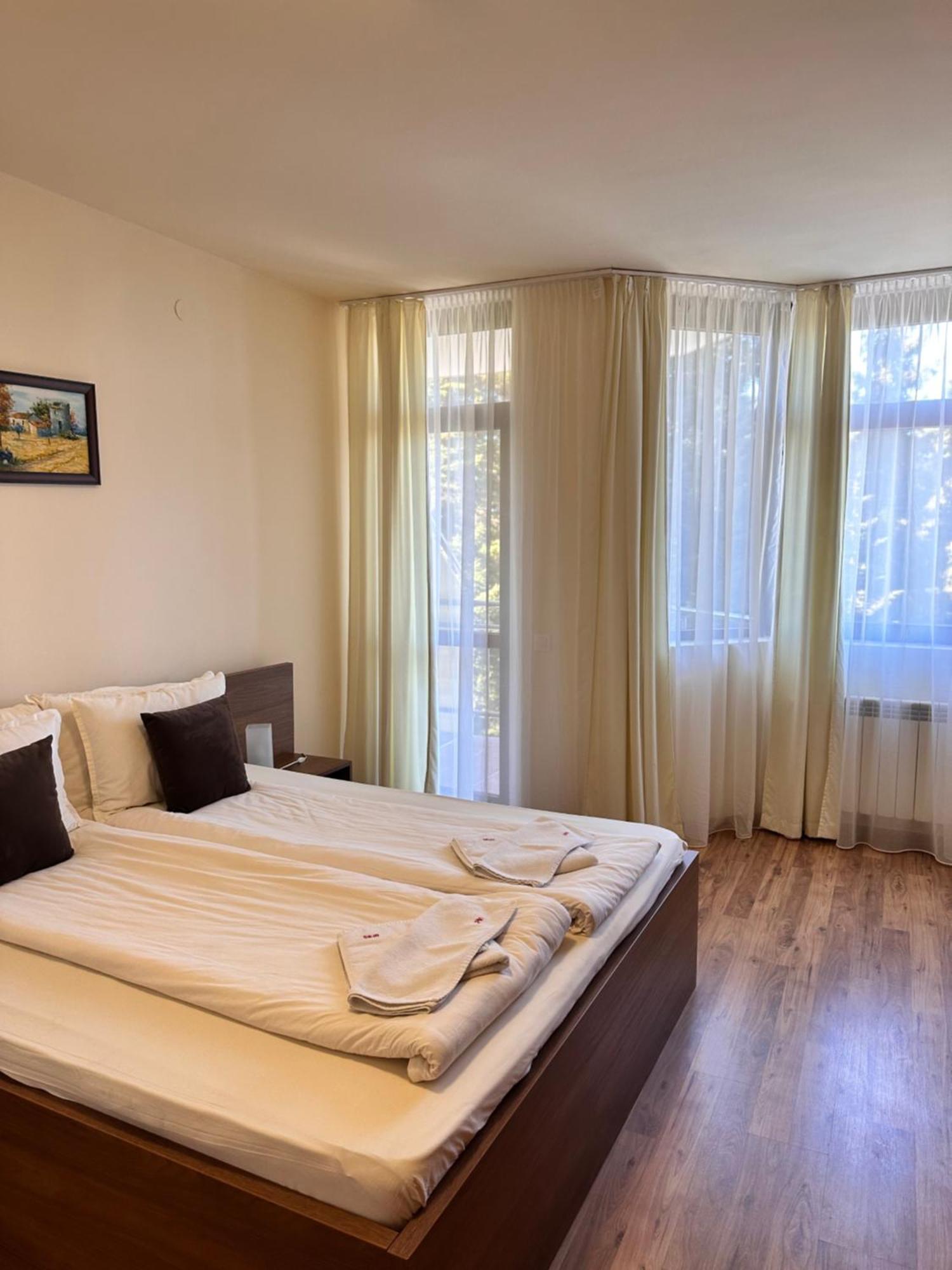 Large Size Apartment Sleep 6 In Flora Main Building Μπόροβετς Εξωτερικό φωτογραφία