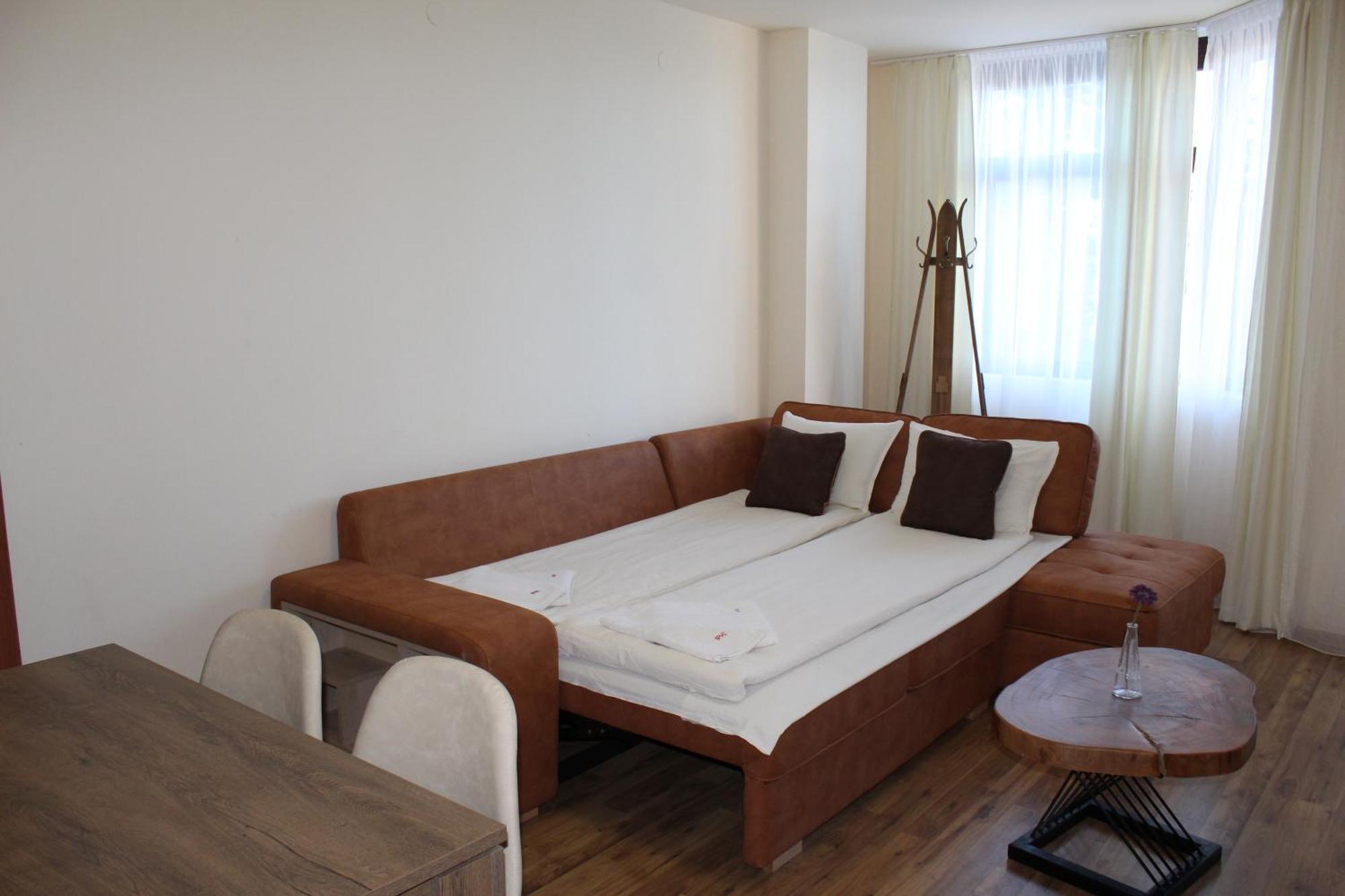 Large Size Apartment Sleep 6 In Flora Main Building Μπόροβετς Εξωτερικό φωτογραφία