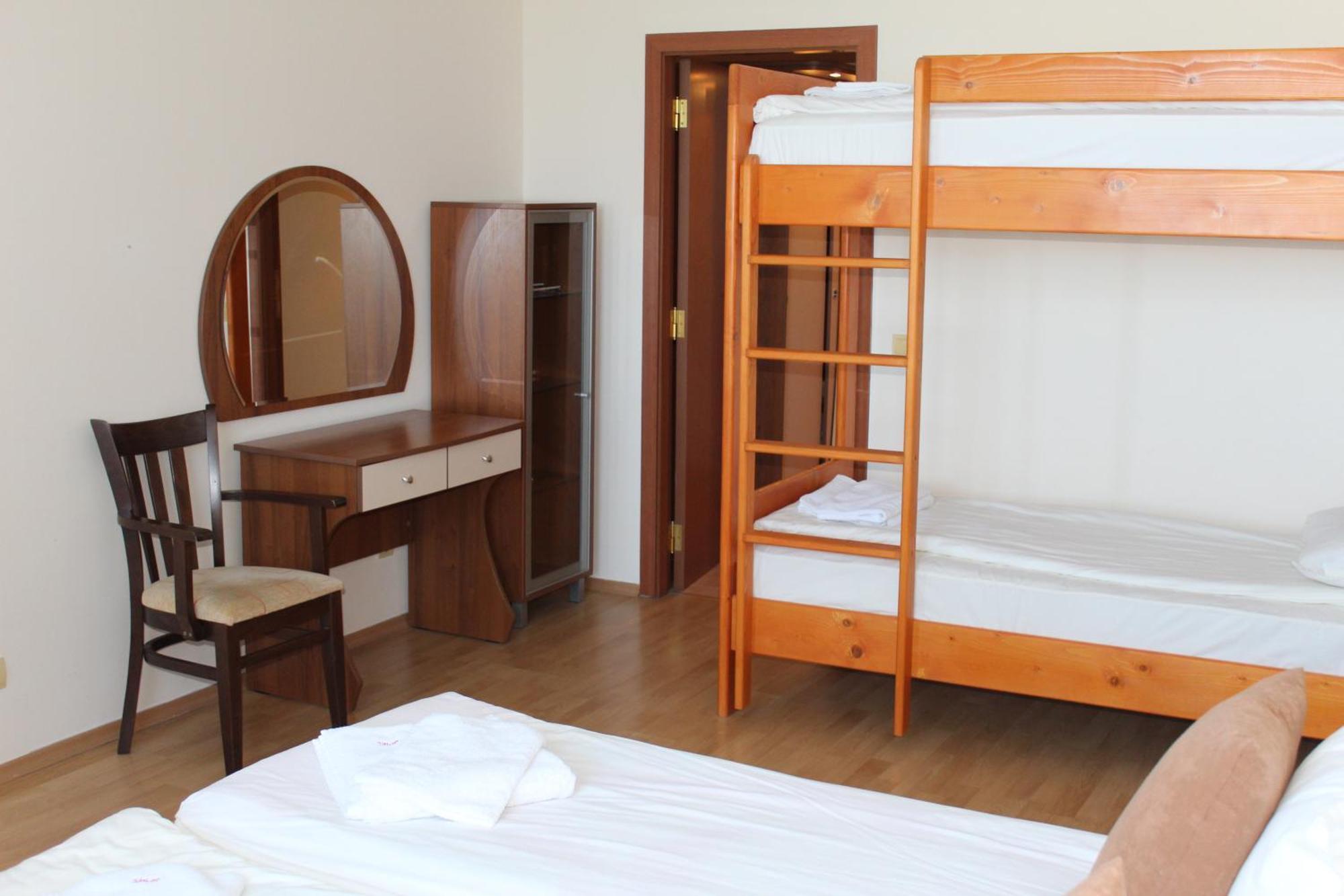 Large Size Apartment Sleep 6 In Flora Main Building Μπόροβετς Εξωτερικό φωτογραφία